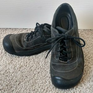 Keen lace-up casual shoes